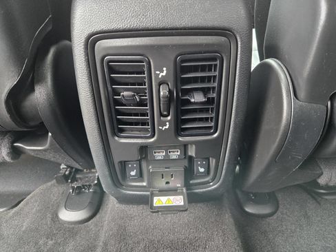 Used 2022 Dodge Durango GT RWD image 29
