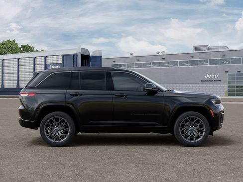 New 2026 Jeep Grand Cherokee Summit AWD/4WD image 21