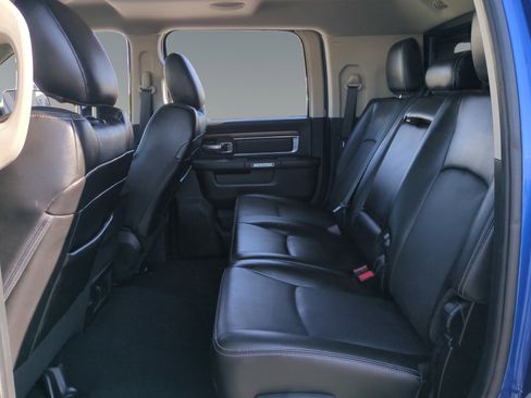 Used 2015 RAM 2500 Laramie image 16