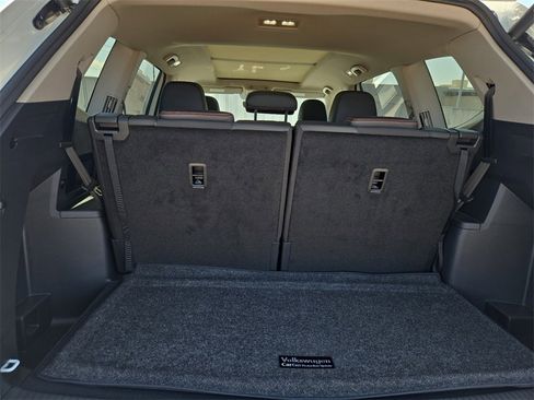 New 2025 Volkswagen Atlas Peak Edition SE image 14