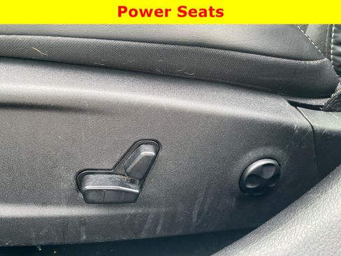 Used 2019 Chrysler 300 S w/ S Model Appearance Package RWD image 19