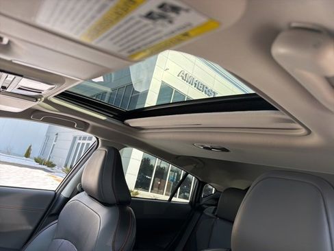 Used 2024 Subaru Crosstrek 2.5i Limited image 21