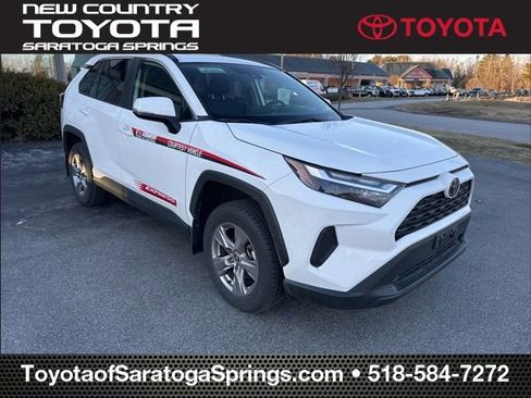 Used 2025 Toyota RAV4 XLE w/ Convenience Package image 1