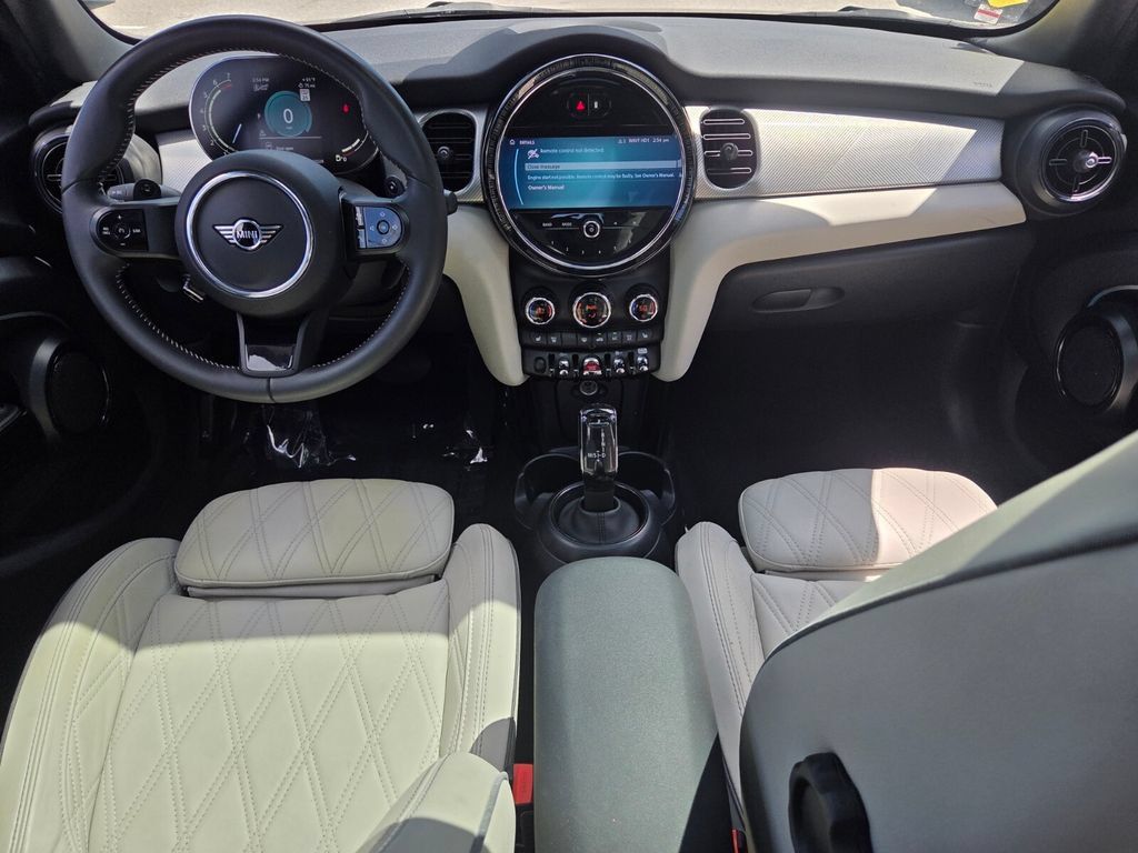 Used 2024 MINI Cooper S w/ Signature Upholstery Package FWD image 13