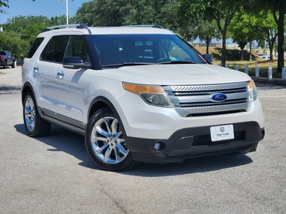 Used 2014 Ford Explorer XLT w/ Equipment Group 202A