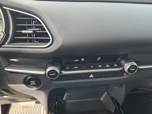 Used 2025 MAZDA CX-30 AWD 2.5 S w/ Preferred Package image 19