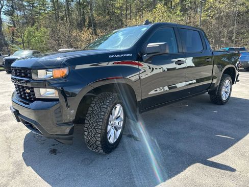 Used 2022 Chevrolet Silverado 1500 Custom AWD/4WD image 1