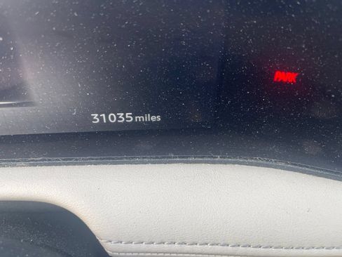 Used 2024 Nissan Ariya FWD image 1