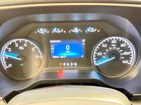 Used 2021 Ford F150 XLT AWD/4WD image 15