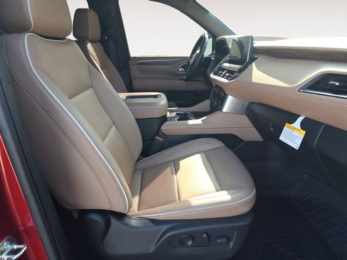 Certified 2023 Chevrolet Tahoe Premier AWD/4WD image 15