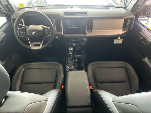 New 2026 Ford Bronco Outer Banks AWD/4WD image 15