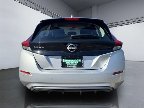 Used 2024 Nissan Leaf S image 6