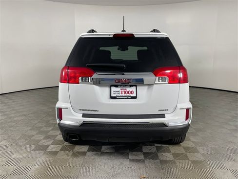 Used 2017 GMC Terrain SLT image 23