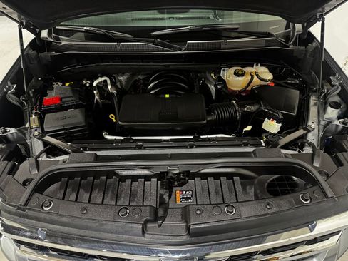 Used 2023 Chevrolet Silverado 1500 LT w/ Convenience Package II image 11