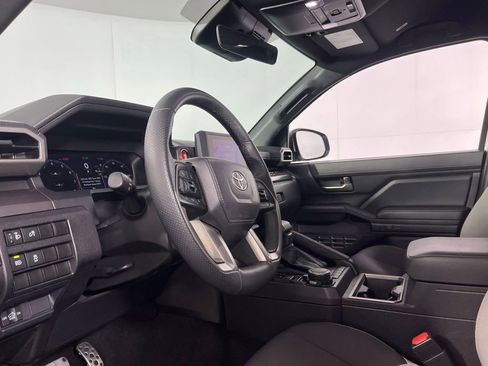 Used 2025 Toyota Tacoma TRD Sport image 23