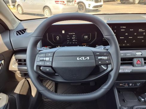 New 2025 Kia K4 EX image 16