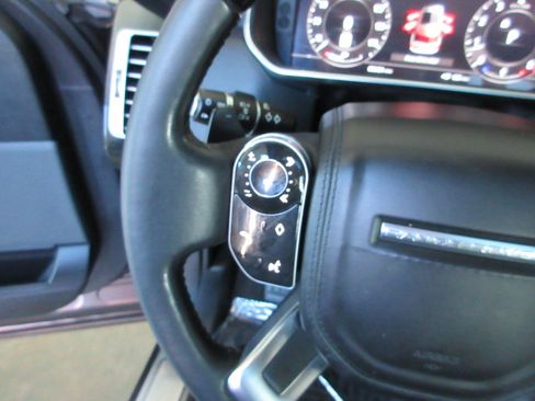 Used 2019 Land Rover Range Rover Supercharged AWD/4WD image 57