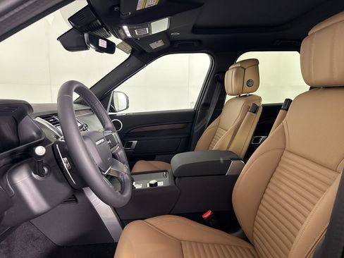 New 2026 Land Rover Discovery Dynamic SE AWD/4WD image 5