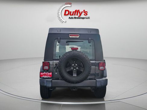 Used 2017 Jeep Wrangler Unlimited Sport image 16