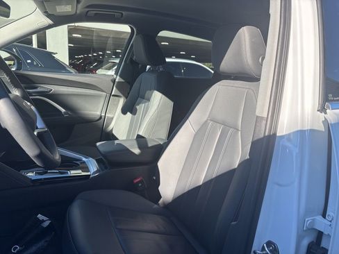 Certified 2025 Audi Q5 Premium w/ Convenience Package image 13