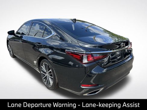 Used 2022 Lexus ES 350 w/ Premium Package FWD image 8