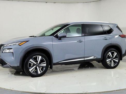 Certified 2023 Nissan Rogue SL image 3