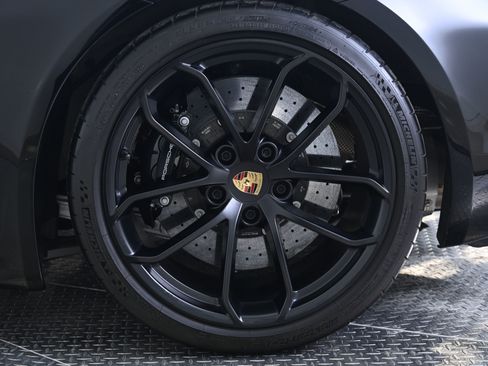 Used 2022 Porsche 718 Boxster Spyder image 15