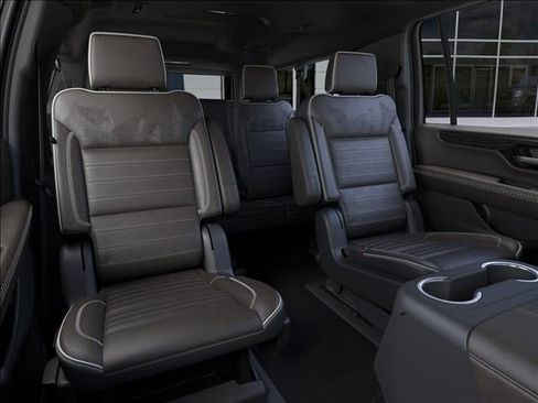 New 2026 GMC Yukon XL Denali Ultimate AWD/4WD image 17