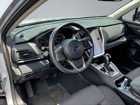 Used 2024 Subaru Outback Premium AWD/4WD image 15