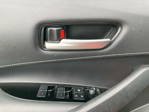 Used 2022 Toyota Corolla SE FWD image 10