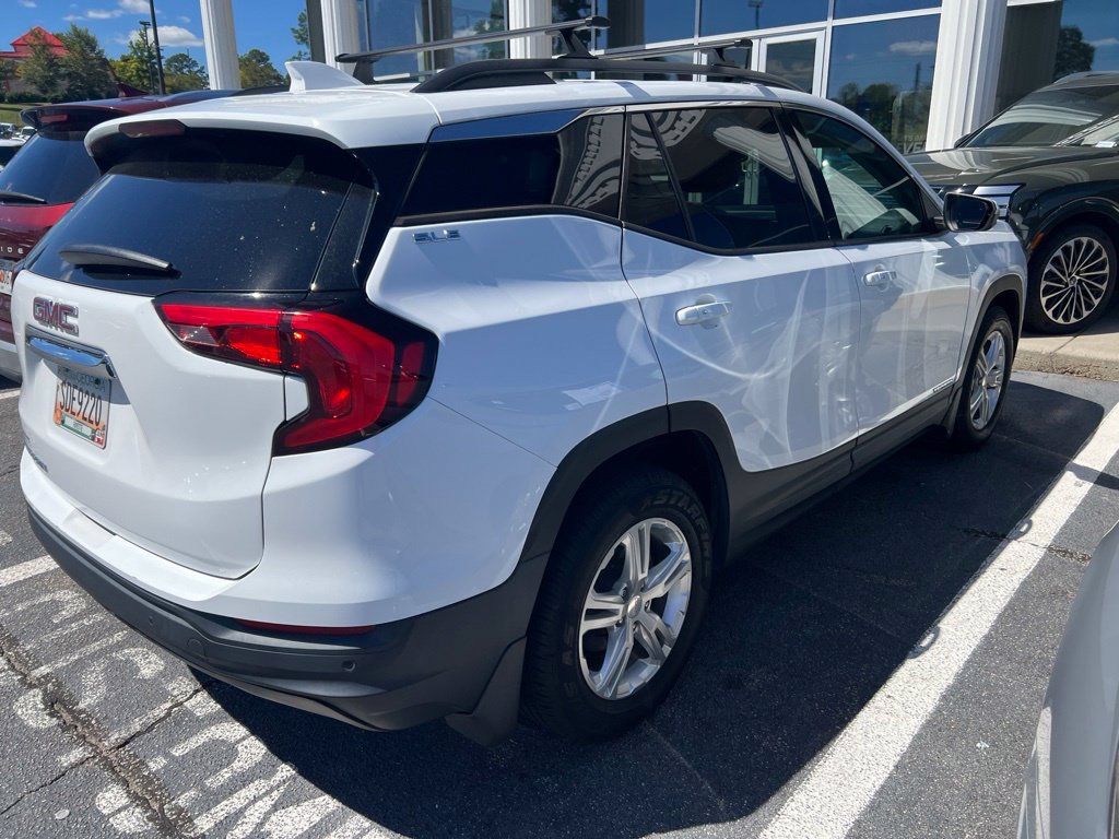 Used 2019 GMC Terrain SLE w/ Driver Convenience Package FWD image 5