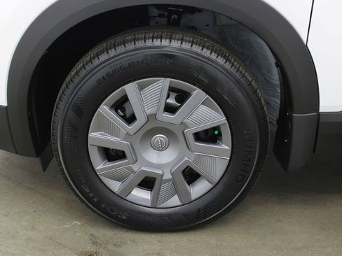 New 2026 Nissan Kicks S FWD image 25