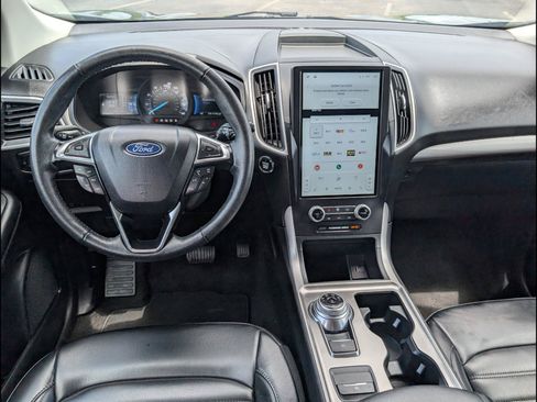 Used 2024 Ford Edge SEL AWD/4WD image 10