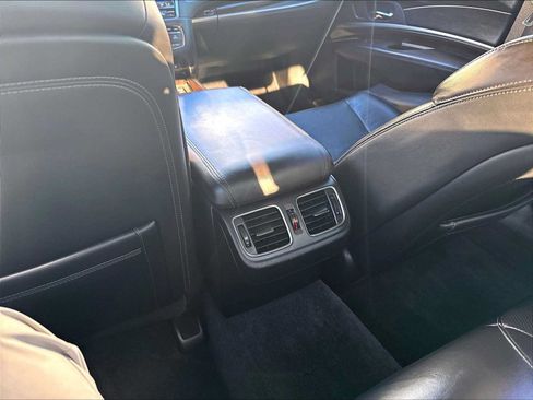 Used 2014 Acura RLX w/ Technology Package FWD image 34