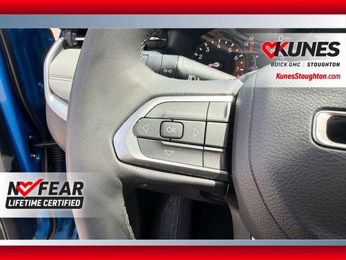 Used 2025 Jeep Compass Limited AWD/4WD image 24