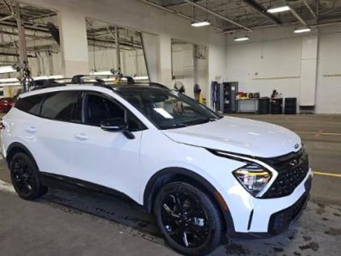 Used 2025 Kia Sportage X-Line w/ Premium Package AWD/4WD image 4