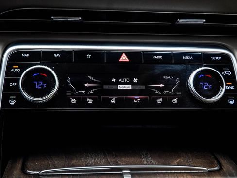 Used 2021 Genesis GV80 3.5T w/ Advanced Package 06 AWD/4WD image 24