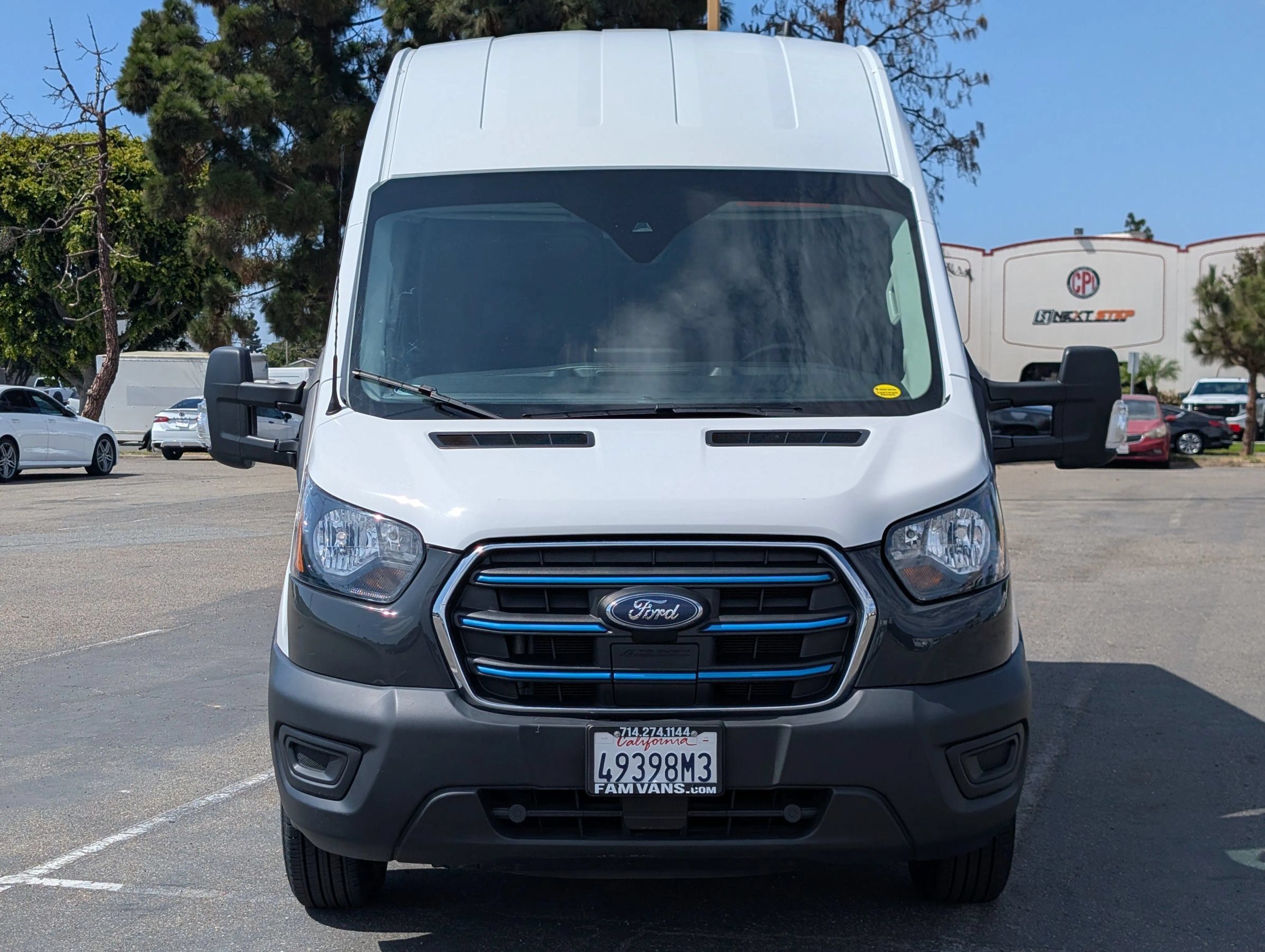 Used 2022 Ford E-Transit 148 High Roof w/ Load Area Protection Package RWD image 2