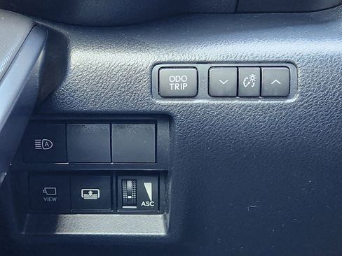 Used 2023 Lexus IS 350 F Sport RWD image 21