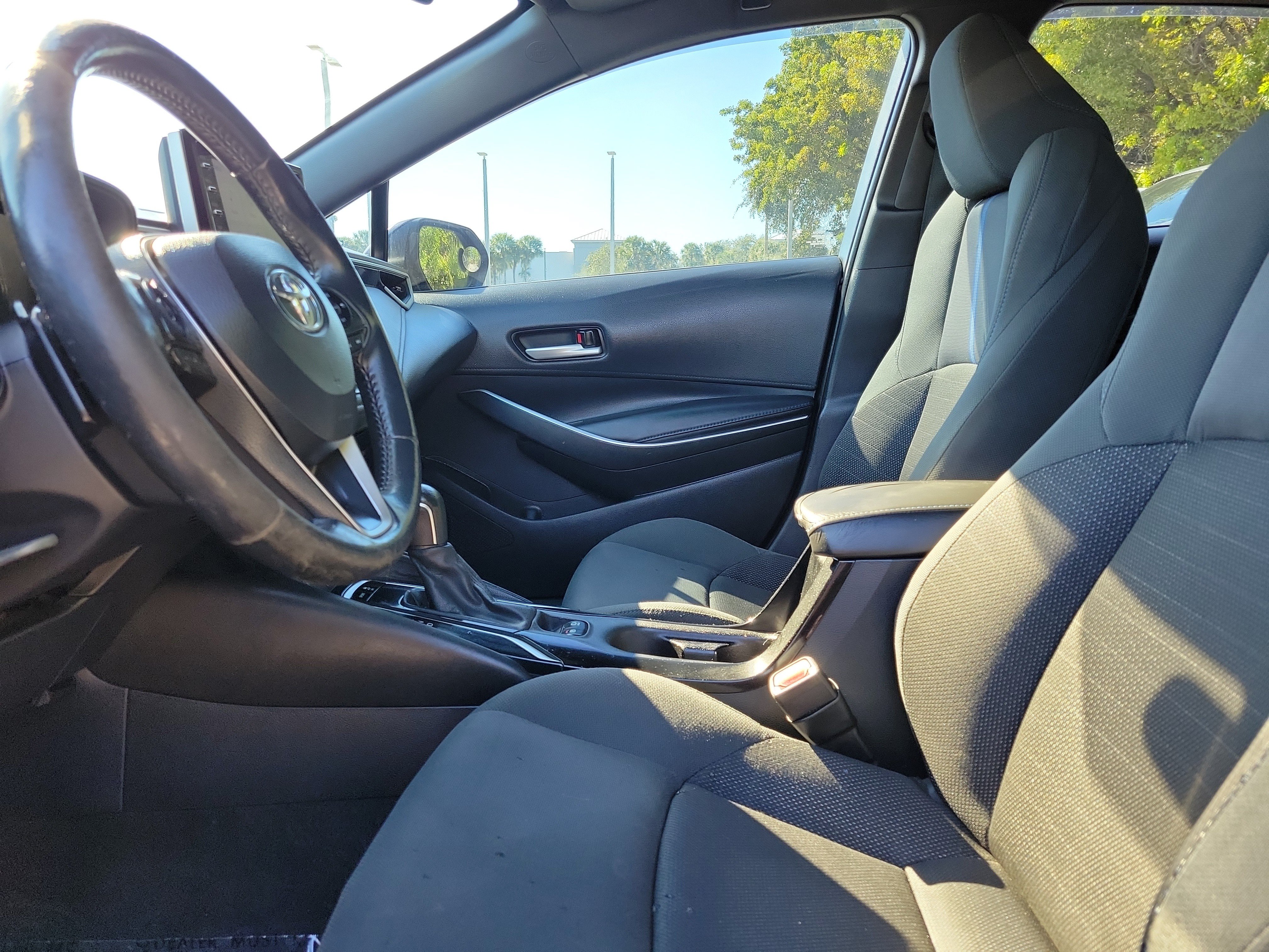 Used 2020 Toyota Corolla SE FWD image 20