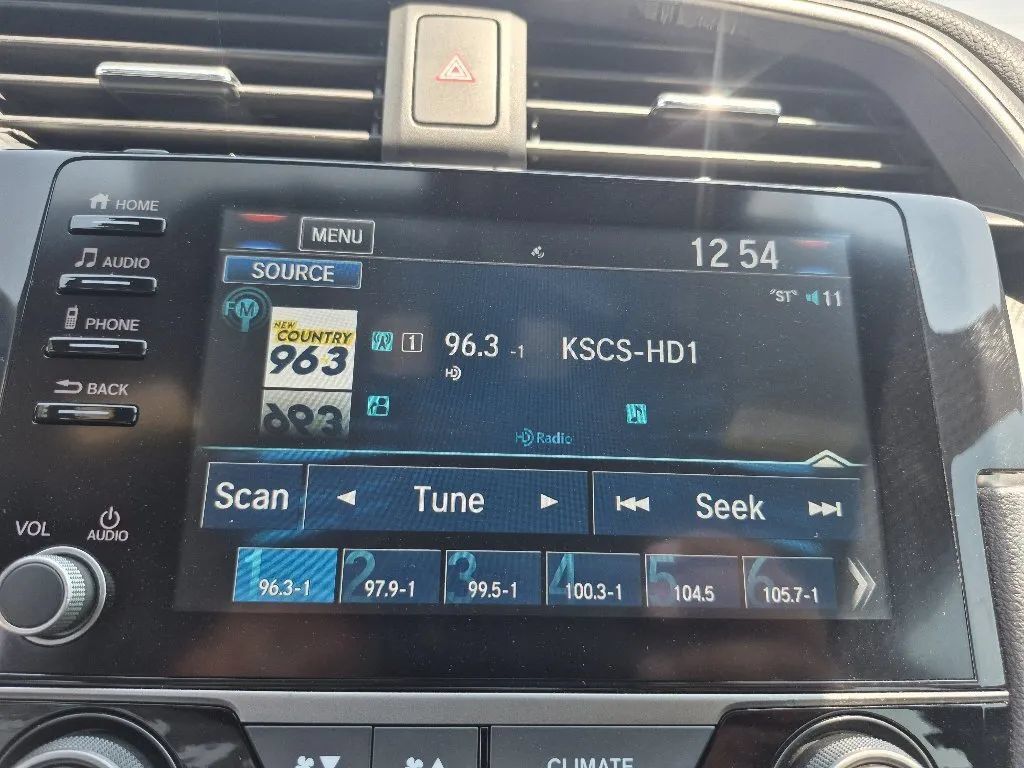 Used 2019 Honda Civic EX image 25