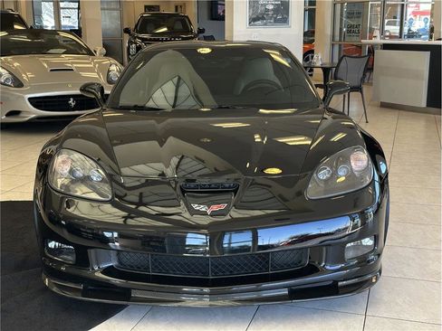 Used 2011 Chevrolet Corvette Grand Sport w/ Preferred Equipment Group RWD image 2