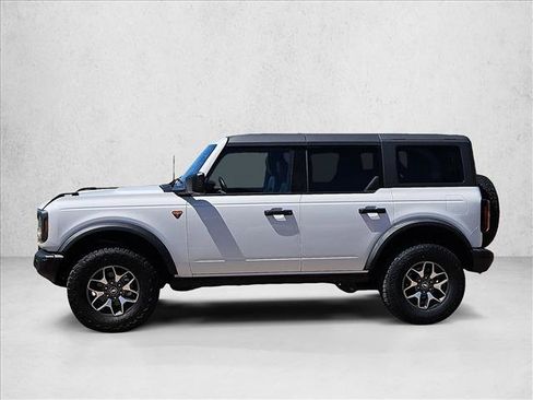 Used 2025 Ford Bronco Badlands AWD/4WD image 9