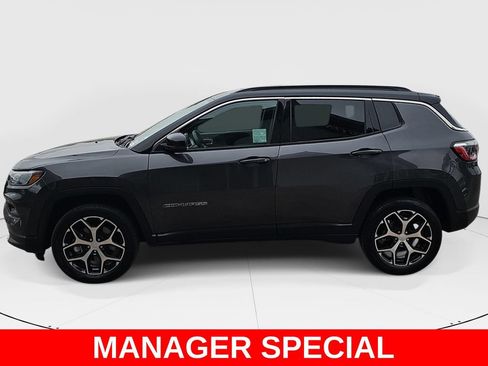 Used 2024 Jeep Compass Limited AWD/4WD image 6