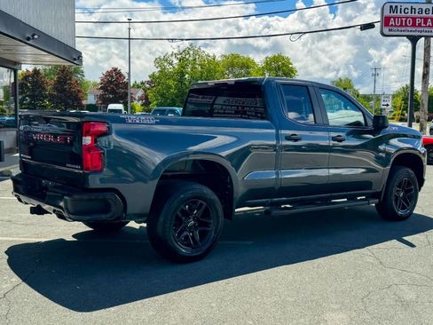 Used 2019 Chevrolet Silverado 1500 Custom Trail Boss w/ Custom Convenience Package AWD/4WD image 4