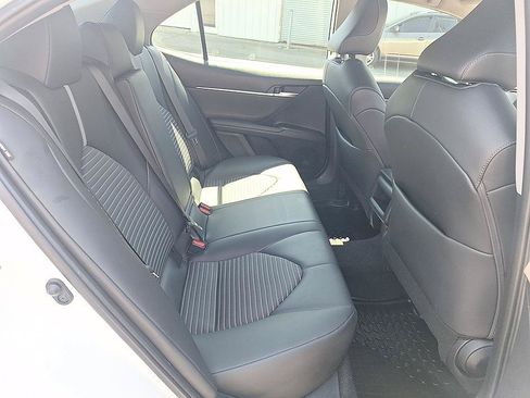 Used 2023 Toyota Camry SE FWD image 22