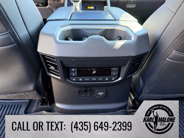 Used 2024 Toyota Sequoia Platinum AWD/4WD image 31