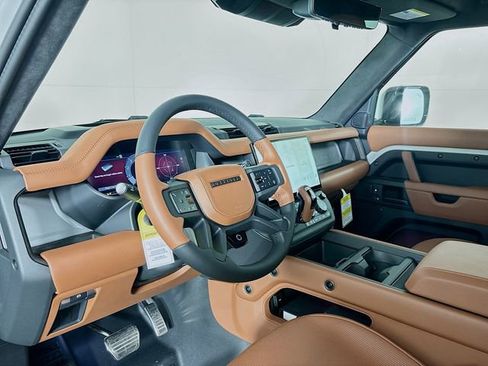 New 2026 Land Rover Defender 110 OCTA image 19
