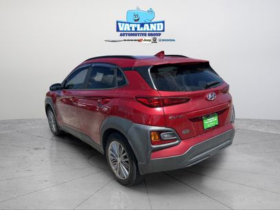 Used 2019 Hyundai Kona SEL w/ SEL Tech Package 02