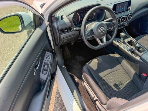 Used 2023 Nissan Sentra S FWD image 10